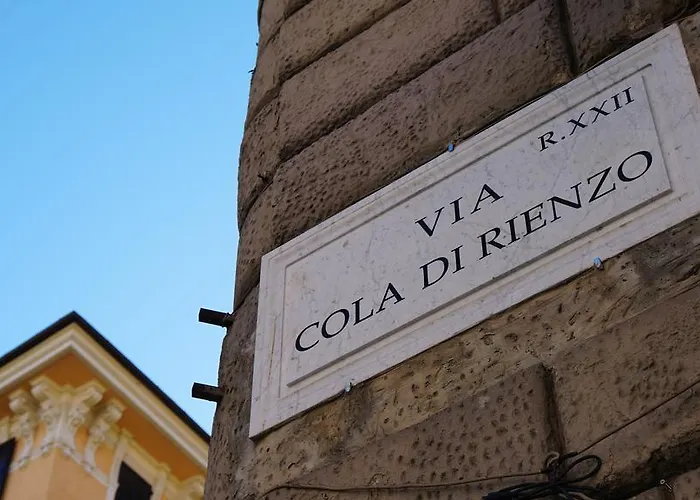 Cola Di Rienzo 4*